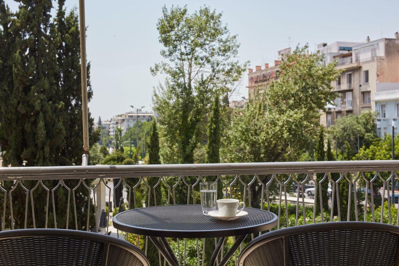 Chic One Bd Apartment With Hilton View Athena Bagian luar foto