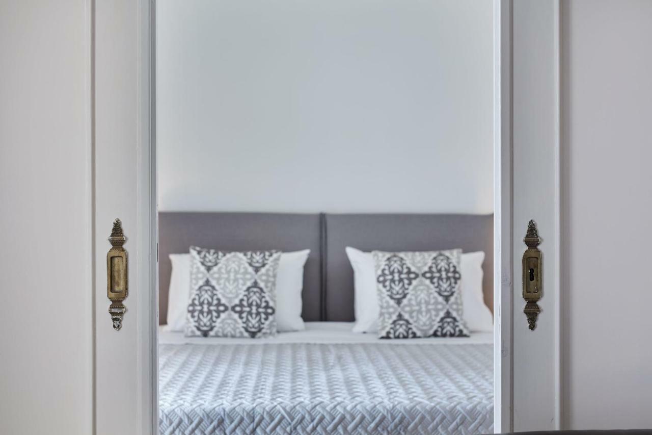 Chic One Bd Apartment With Hilton View Athena Bagian luar foto